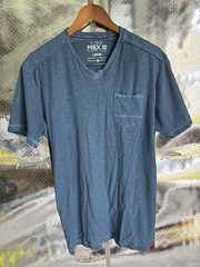 MBX Men’s Blue Solid V-Neck Pocket Knit Cotton Short Sleeve T-Shirt Size L
