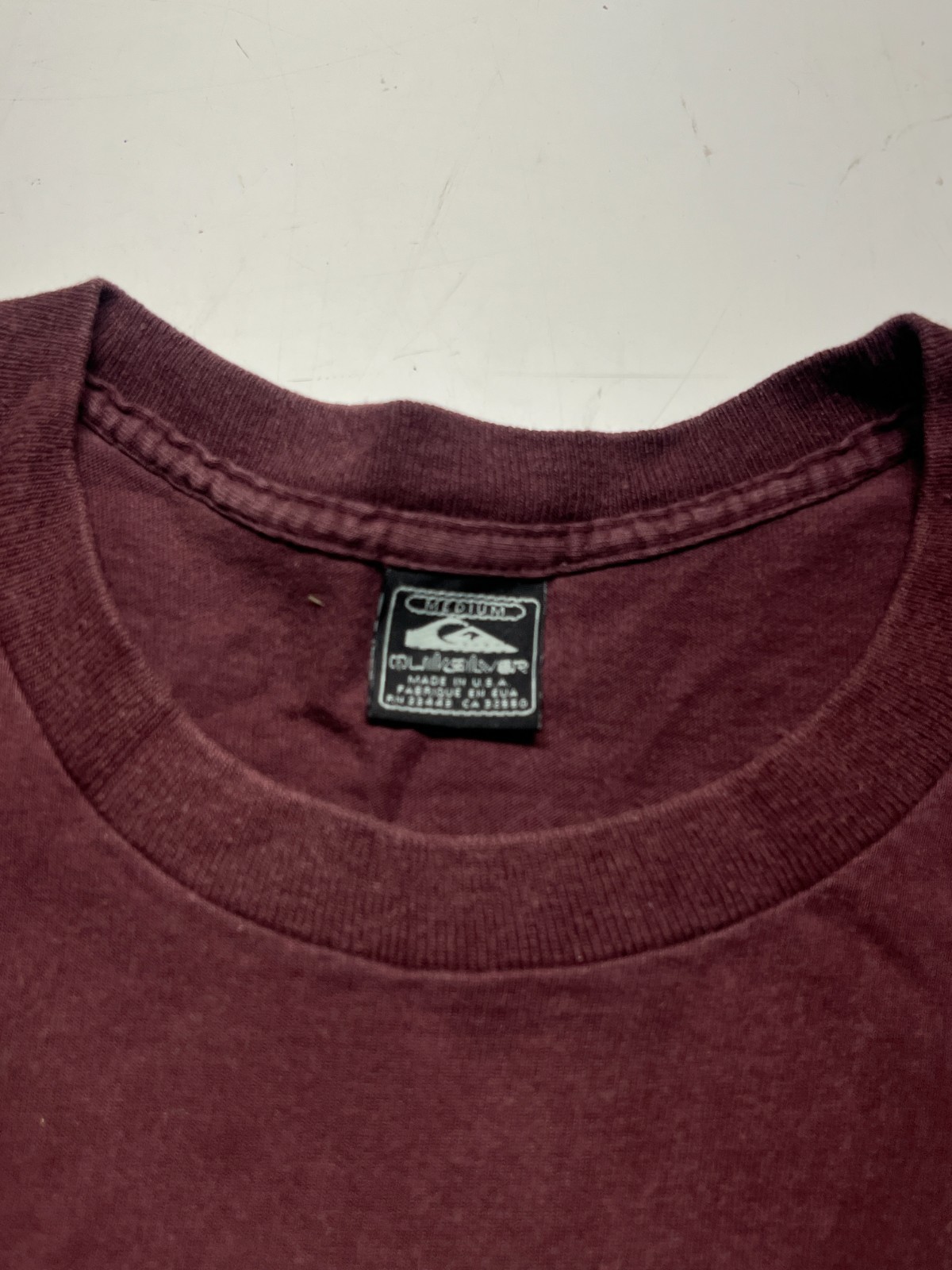 Quicksilver Graphic Y2K T-Shirt Deep Reddish-Brown Short Sleeve Surf Mens M gallery
