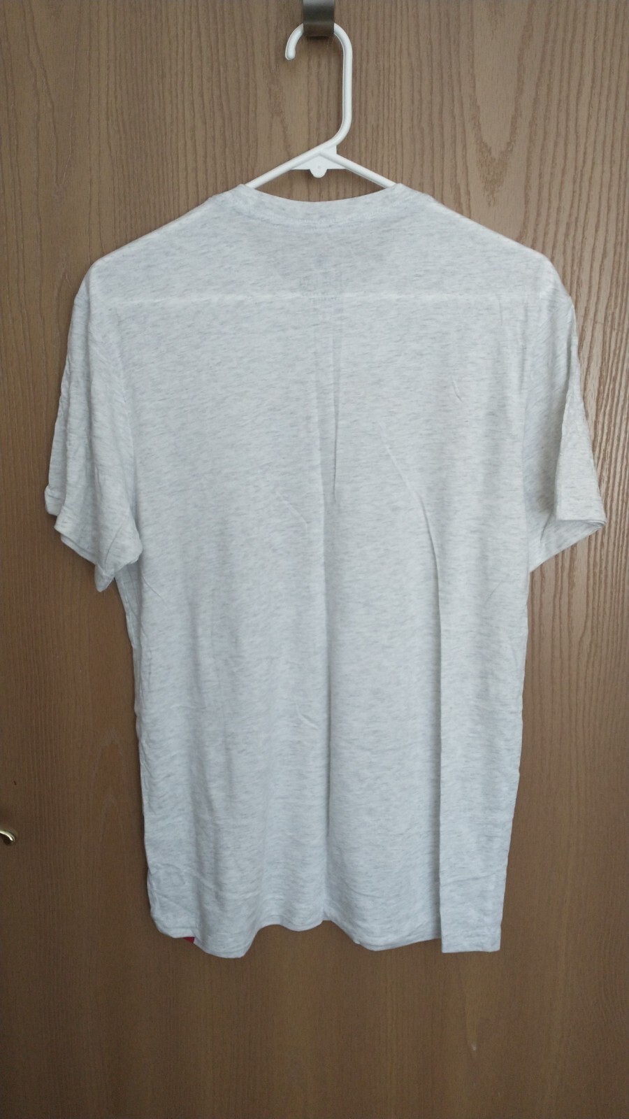 NWOT Lightweight Crewneck Small Lt Gray/Heather Pool Boy SS Sportiqe T-shirt gallery