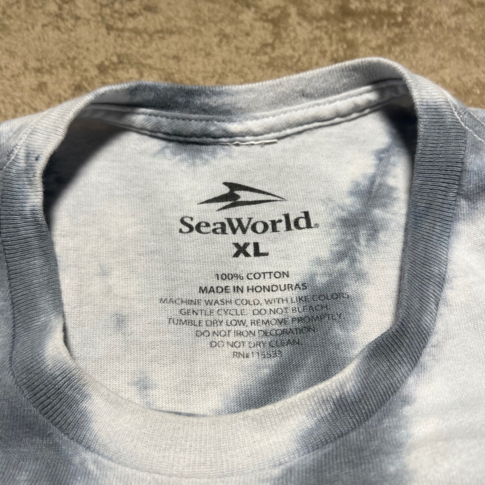 SeaWorld Graphic T-Shirt Mens XL Grey White Spiral Tie Dye Short Sleeve Cotton T gallery