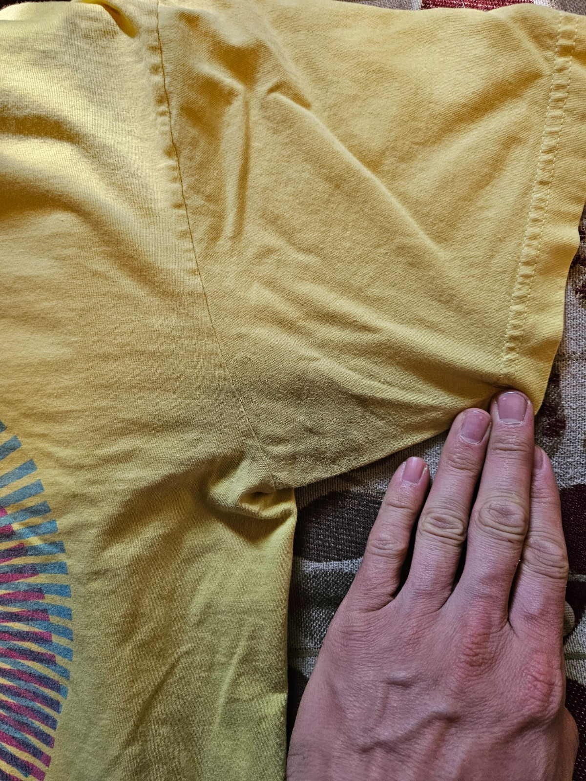 Mgmt Op Art Shirt tee Yellow S band rock vintage y2k (has wear) gallery