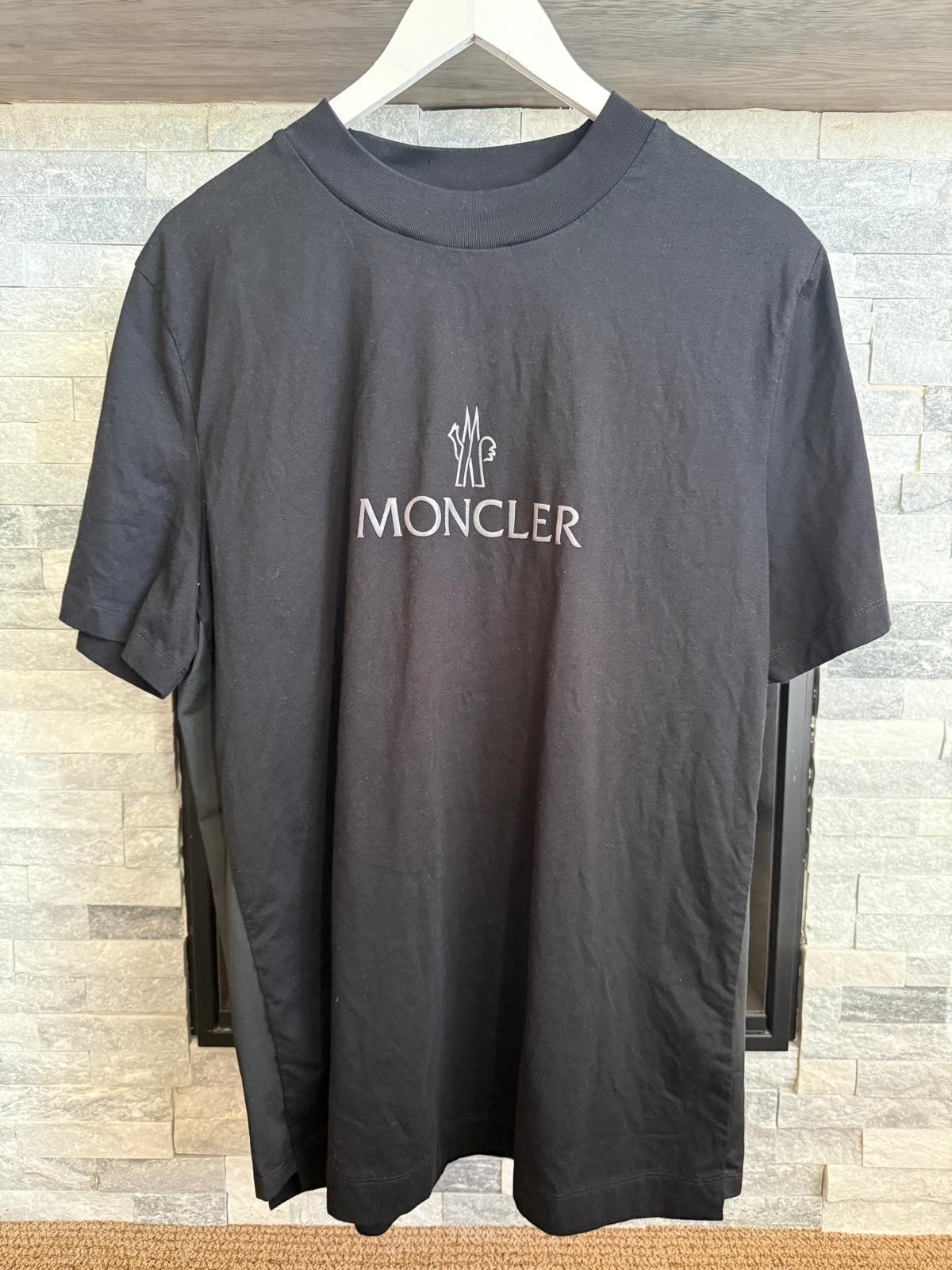 Moncler Logo Print T-Shirt Black Size Large L Short Sleeve Designer Tee