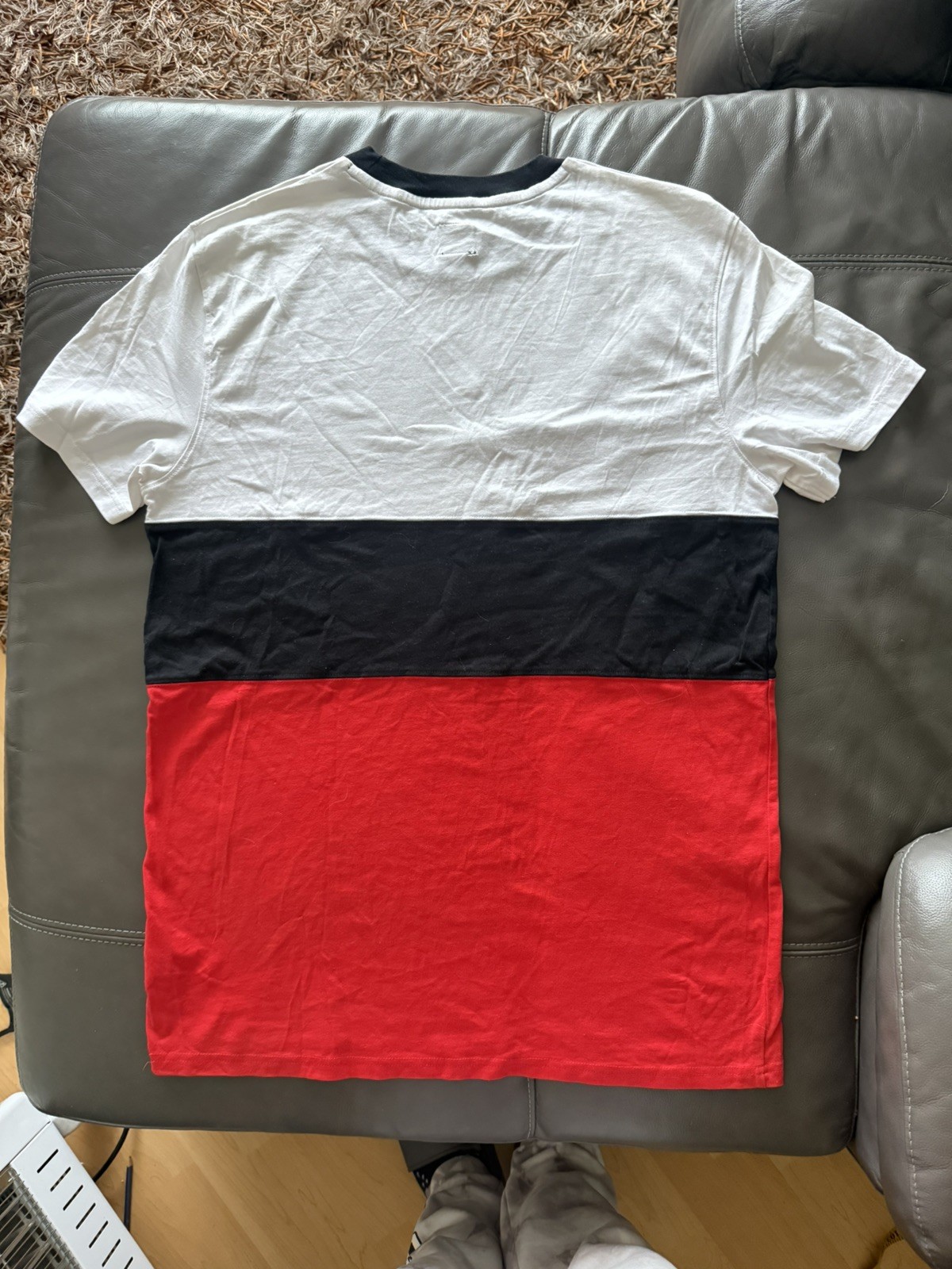 DC Shoes Glenferrie T-Shirt Mens Large White Black Red Skate Streetwear gallery