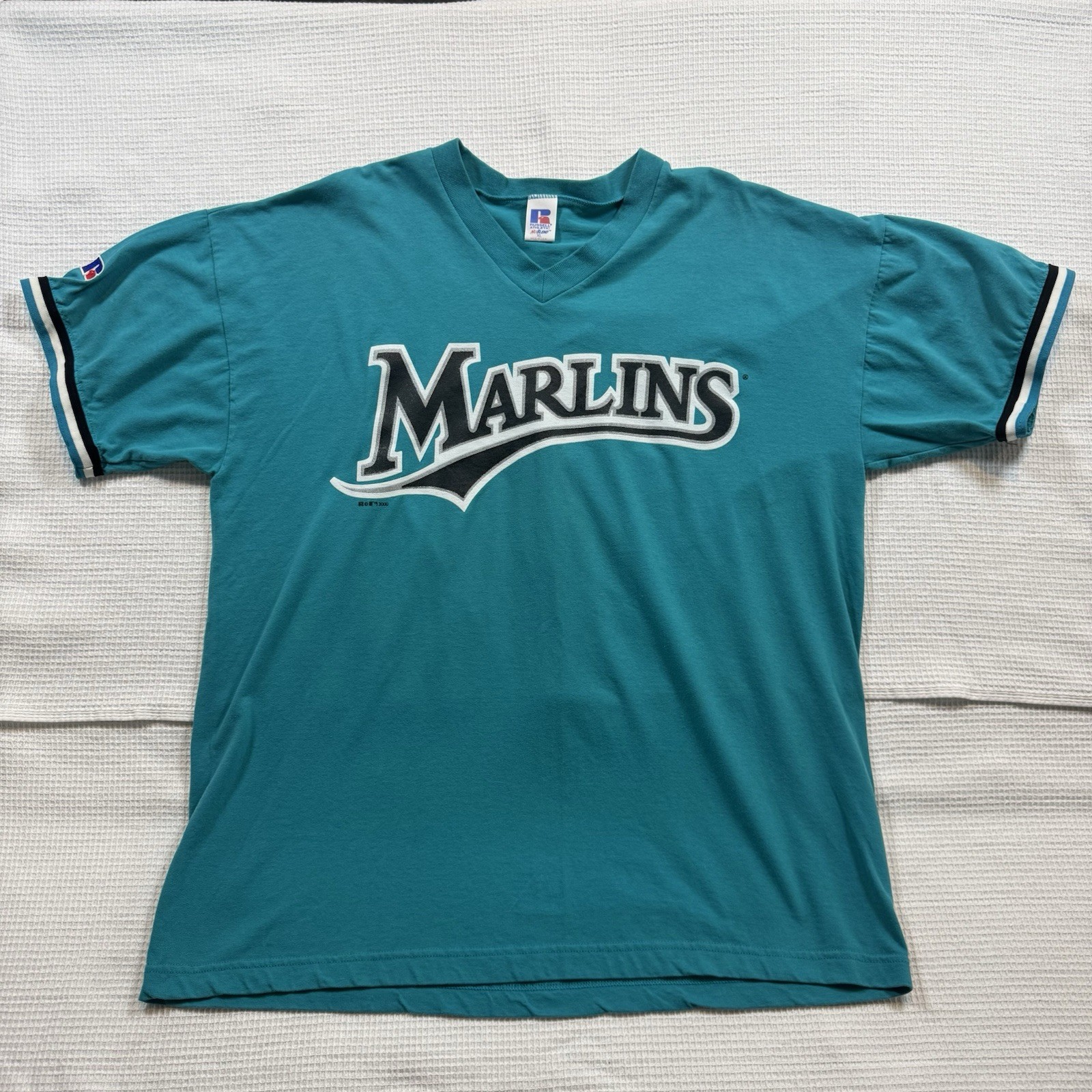 Vintage Russell Athletic V Neck T-Shirt Men’s XL FL Marlins Made In USA 2000 gallery