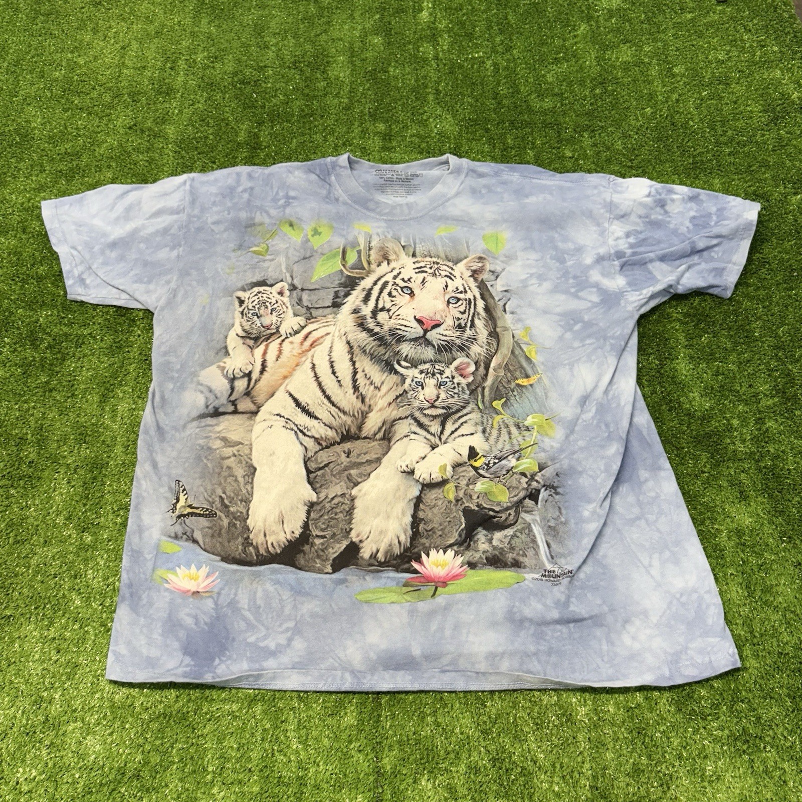 The Mountain “White Tigers of Bengal” Graphic T-Shirt XL Big Cats Animal Tee gallery