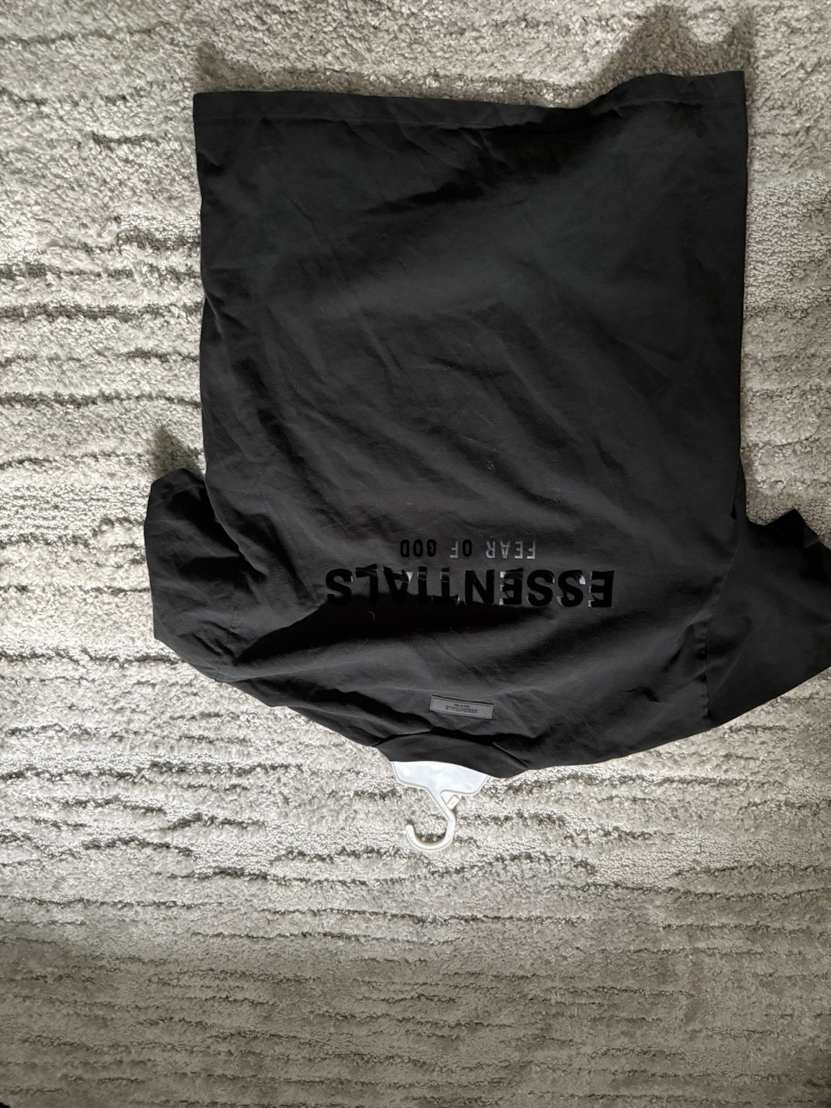 Essentials Fear of God ESSENTIALS Men's Black Logo Cotton T-Shirt Size M gallery