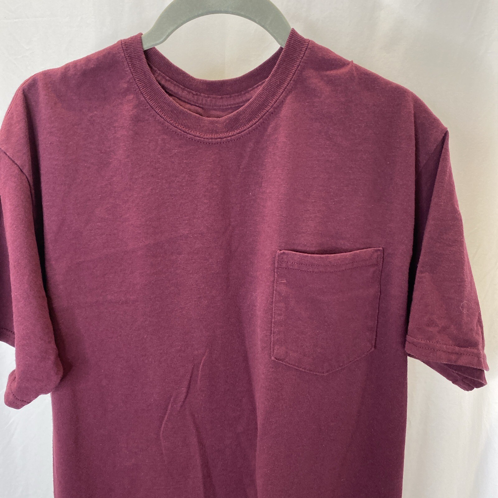 Gildan Mens Ultra Cotton T-Shirt Size Medium gallery