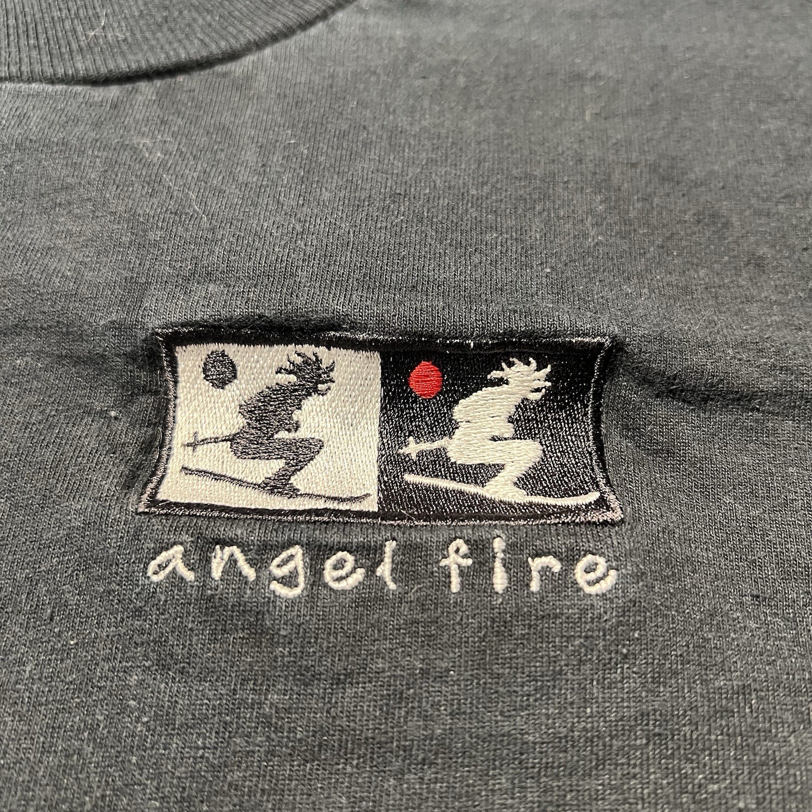 Vintage 90s Angel Fire Ski Resort T Shirt Mens L Black Embroidered Logo gallery