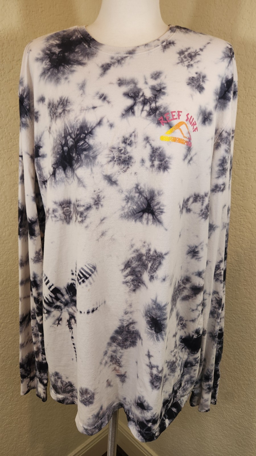 Reef Shirt Mens Large Black Tie Dye Long Sleeve Hang Ten Graphic Surf Beach gallery