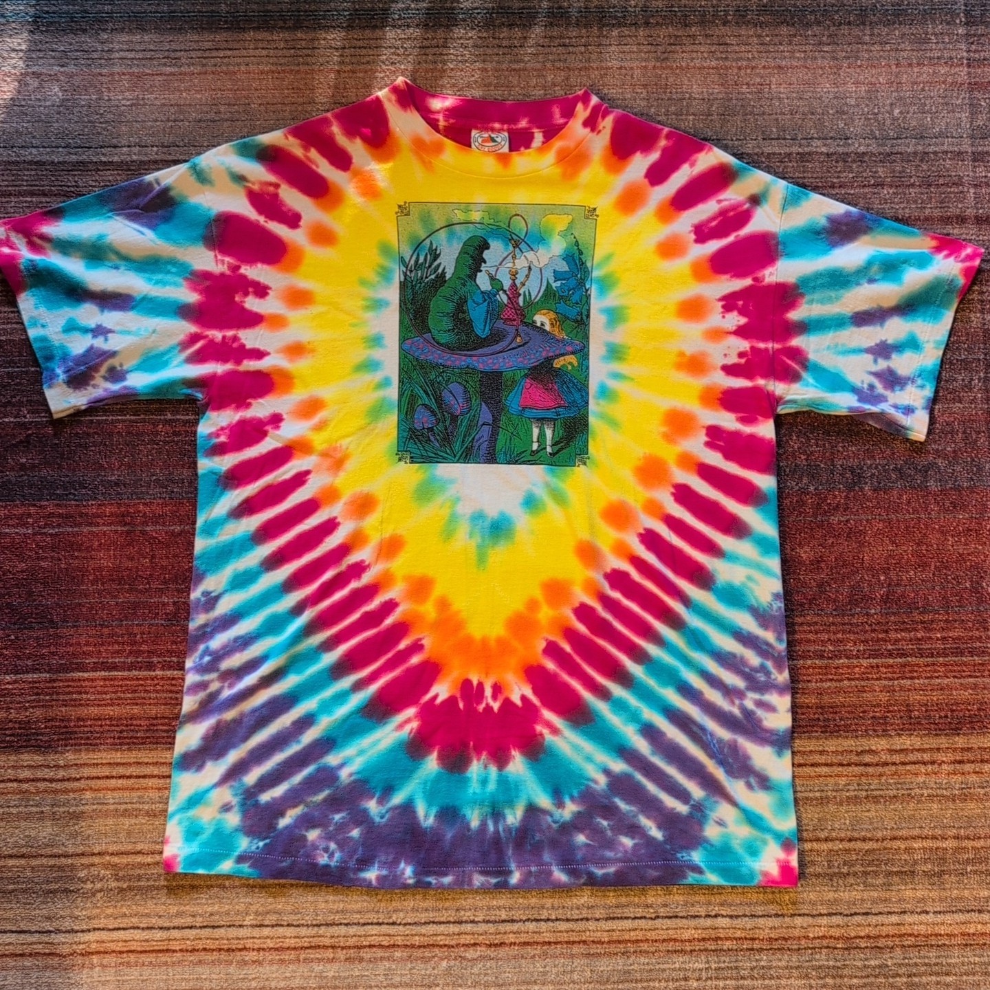 Alice in Wonderland Sundog T-Shirt Vintage 90s, Size XL USA Clay Hill Tie Dye
