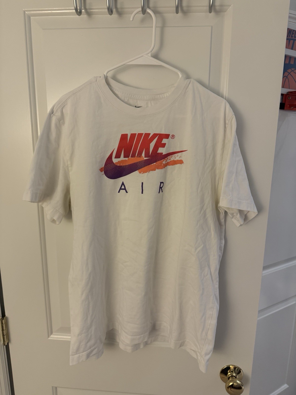 Nike Air The Nike Tee Shirt XL White Retro Logo Graphic Tee gallery