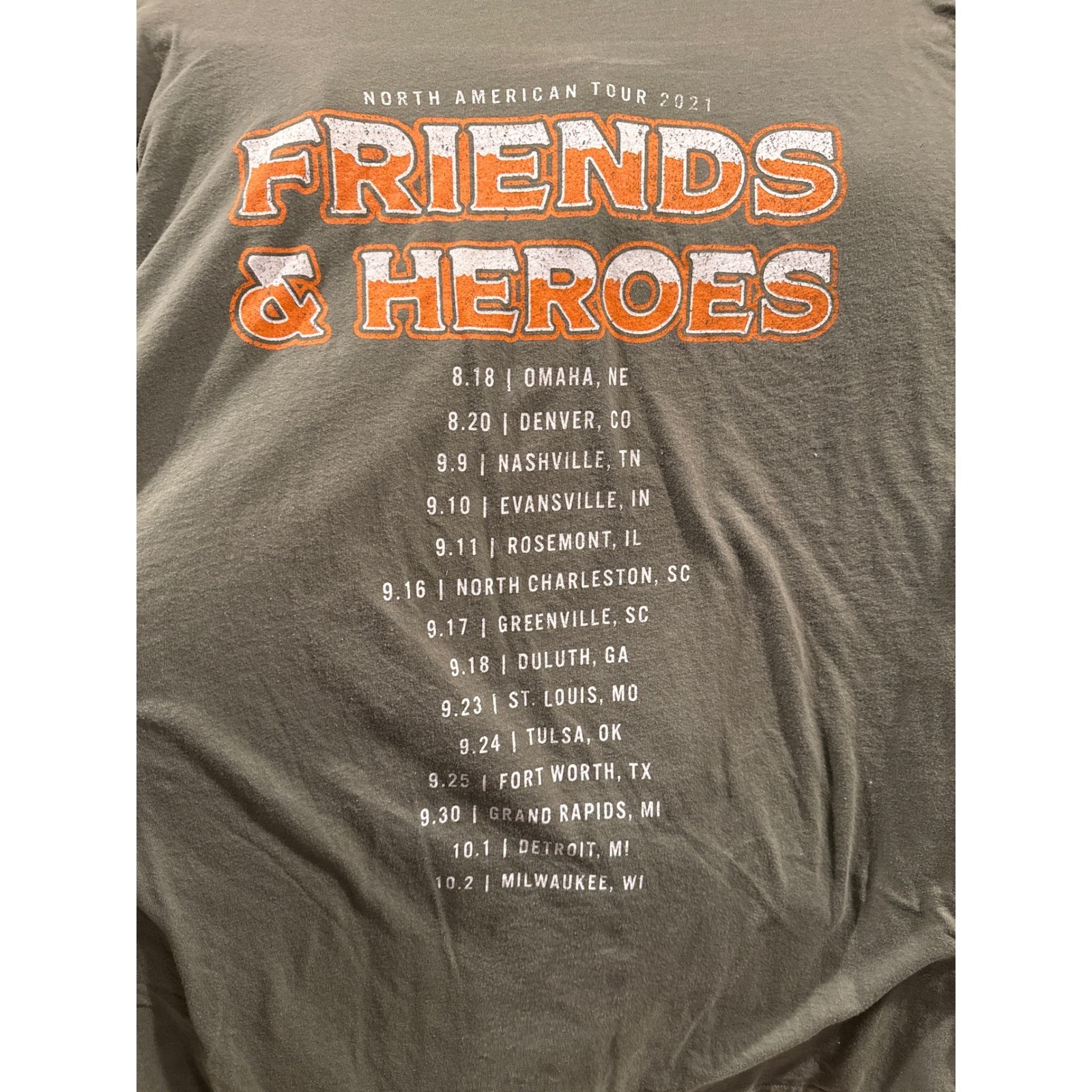 Blake Shelton Friends and Heroes 2021 Tour Shirt Mens XL Olive Green Graphic Tee gallery