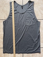 Vuori Men’s Strato Performance Sleeveless Pocket T-Shirt Large Sport Running Top