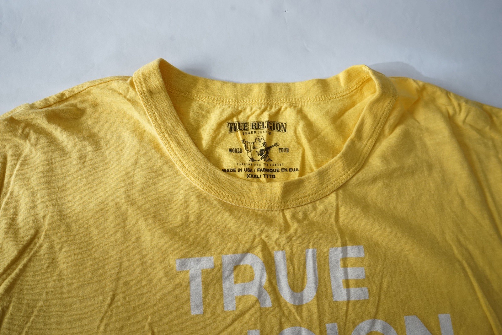 True Religion Yellow Hawaii Graphic Logo Crewneck Tee Men's XXXL gallery