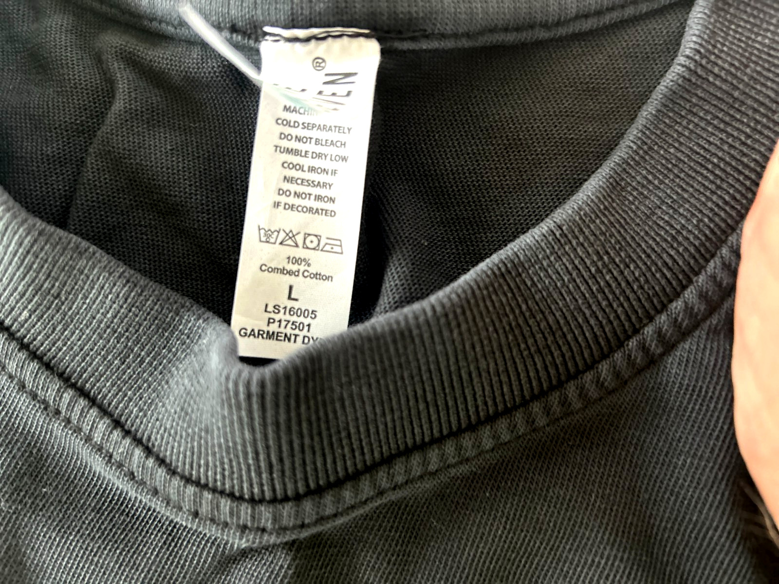 Helvetica Men's T Shirt size L excellent quality Heavy Duty NEW gallery