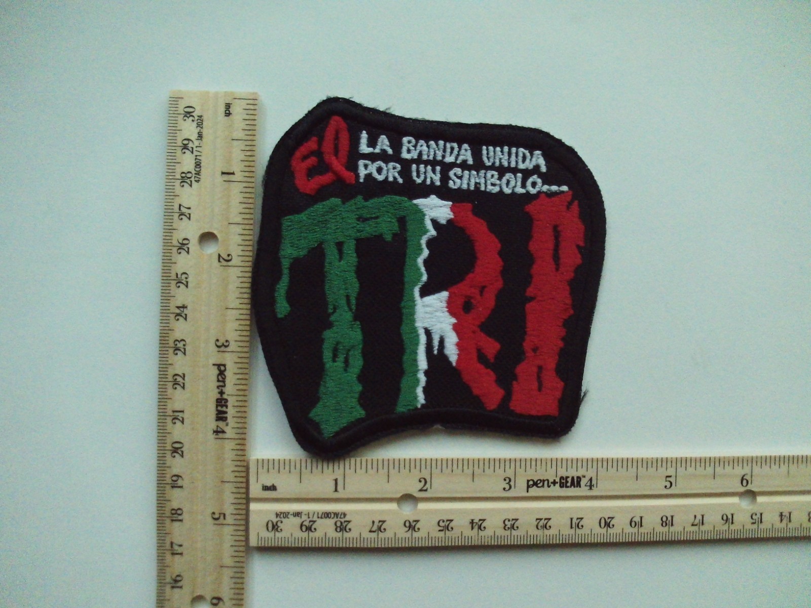 PARCHES DE ROCK URBANO,EL TRI EL HARAGAN LIRAN ROLL LA BANDA BOSTIK INTERPUESTO gallery