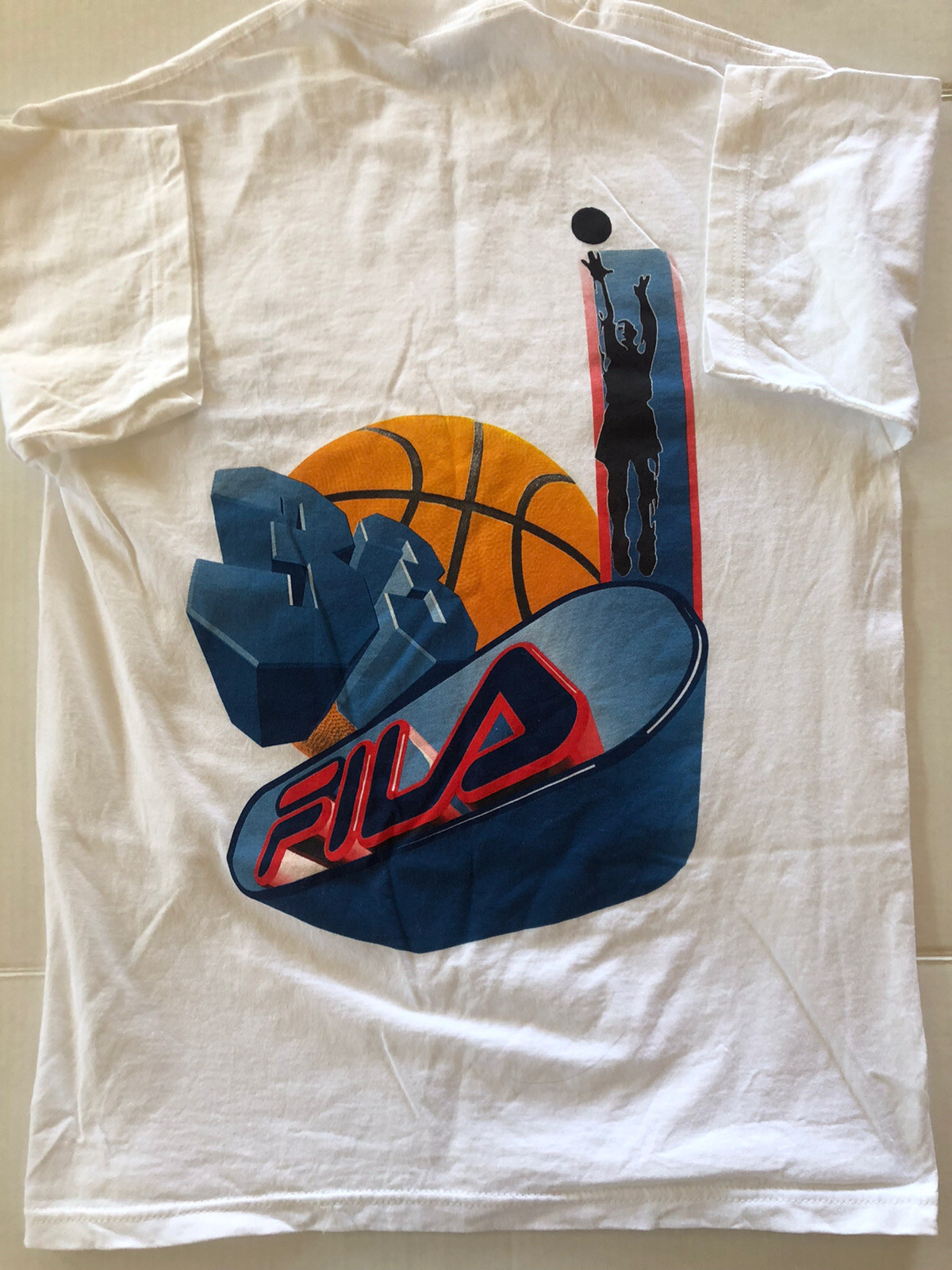 Grant Hill 33 Fila Vintage NBA T Shirt Tee 90s Size S Made in USA gallery