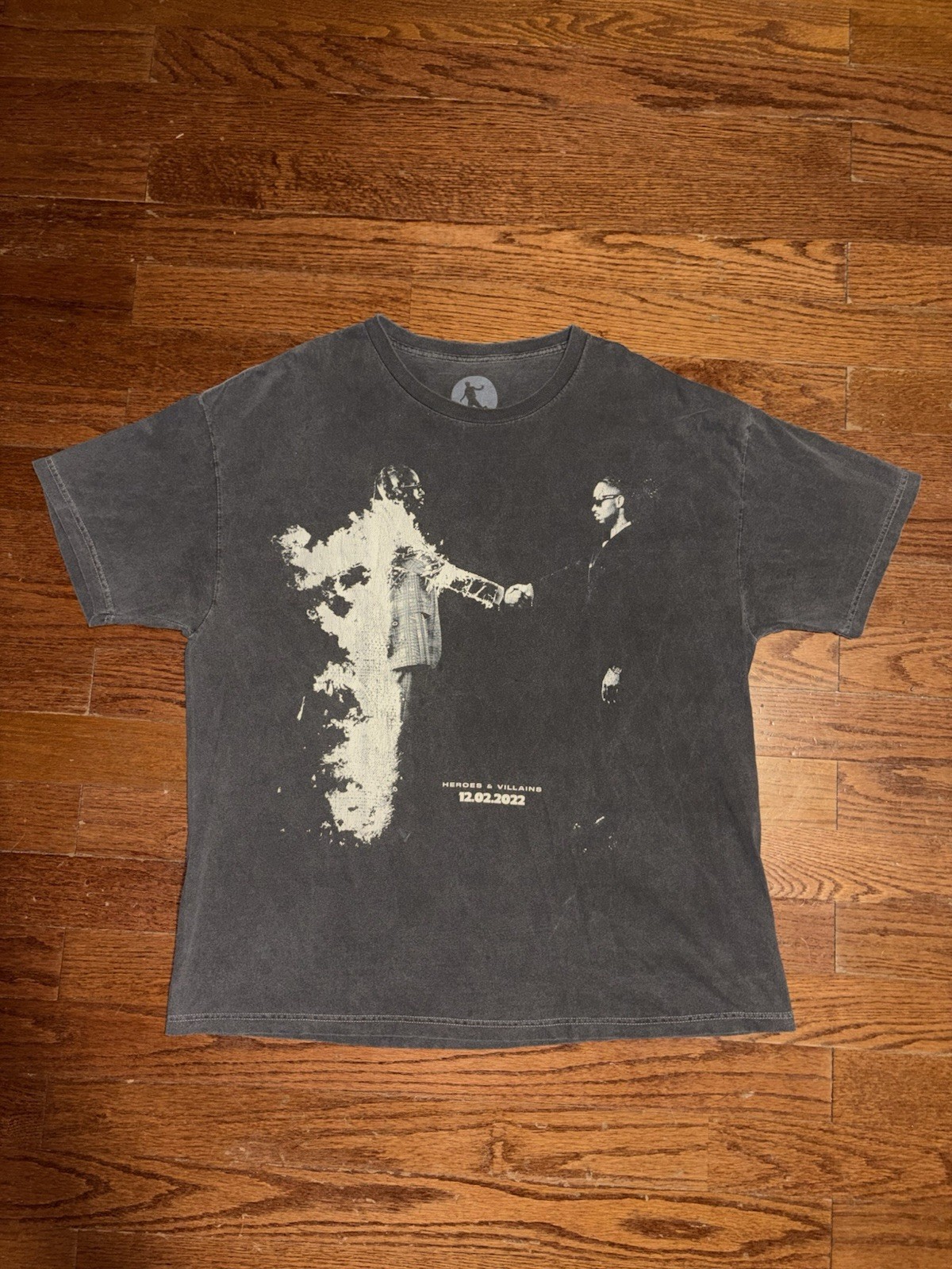 2022 Heroes & Villains Rap Tee Shirt Mens XL Gray Faded Y2K Future Metro Boomin