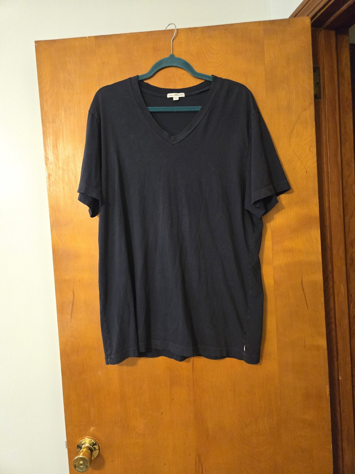 Standard James Perse Navy Blue V-Neck Short Sleeved T-Shirt Size 4/XL gallery