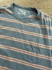 Faherty Sunwashed Regenerative Short Sleeve T Shirt Coral Blue Striped Sz Large