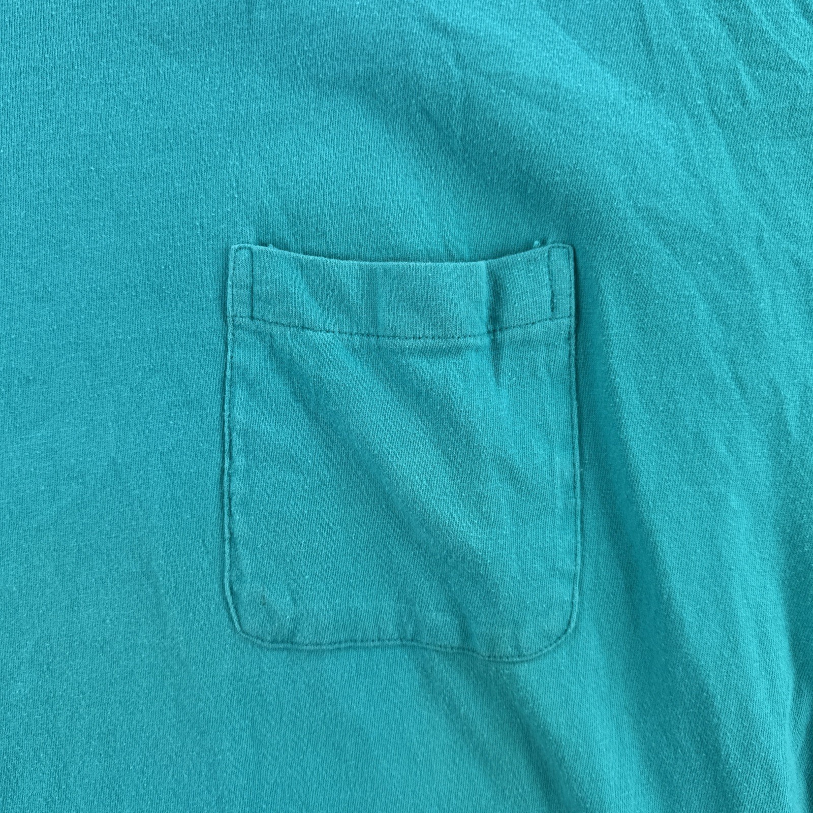 Vintage 417 Authentic Sportswear By Van Heusen Men’s Large Green Pocket T Shirt gallery