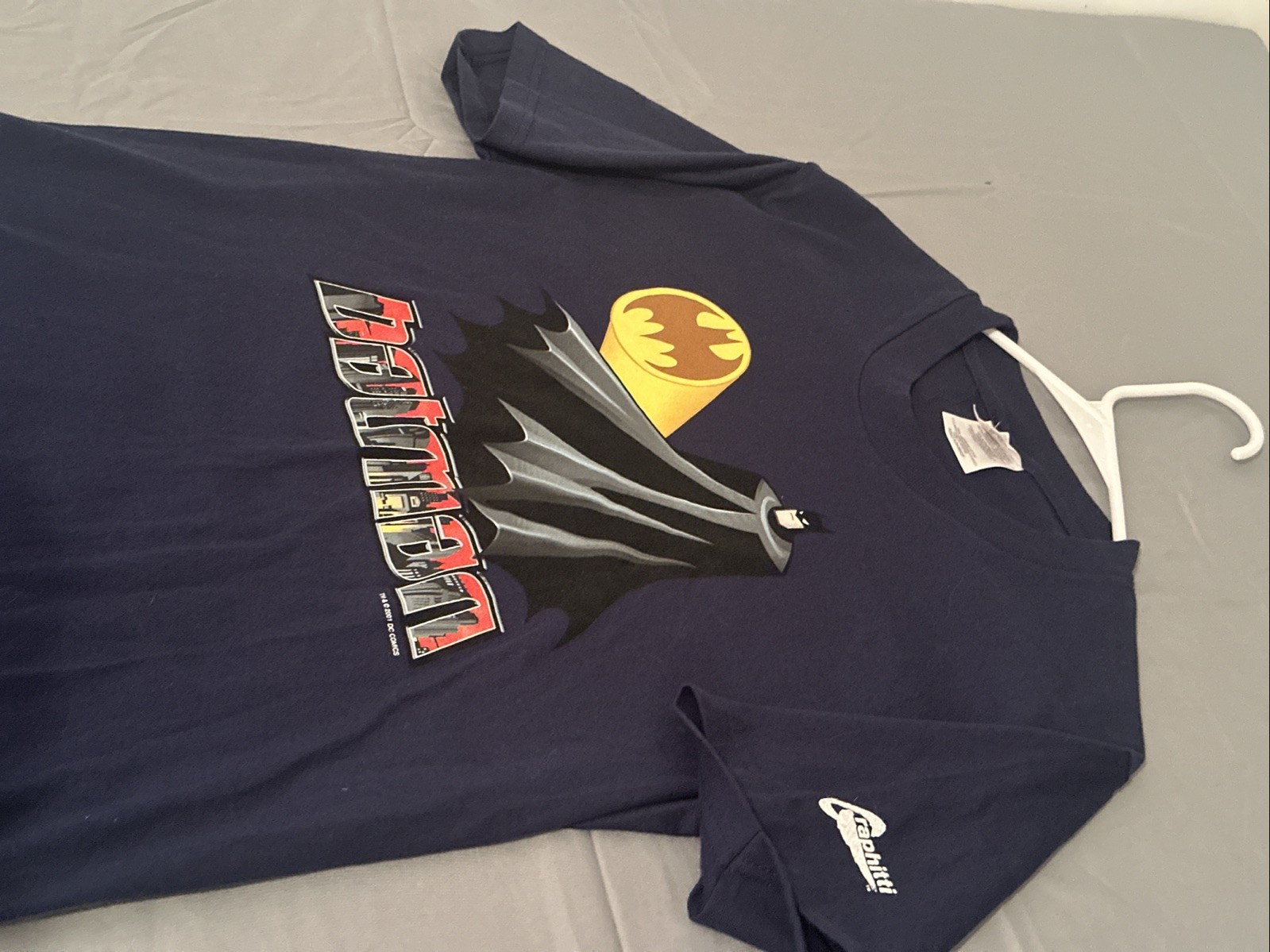 *DEADSTOCK* 2001 Vintage Batman Shirt DC Comics Adult Small gallery