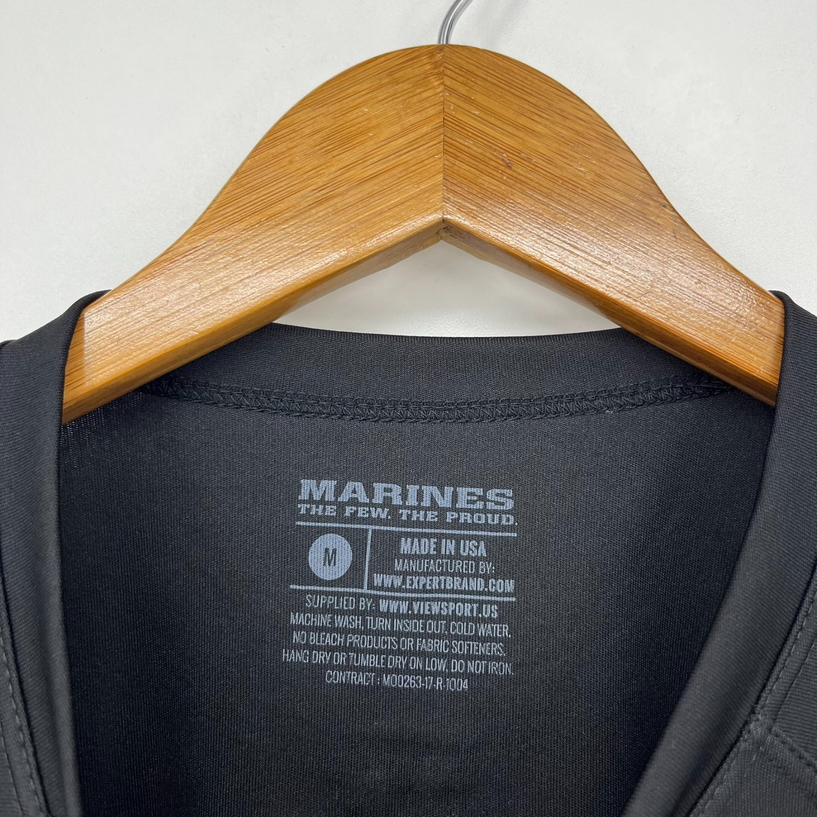 USMC Marines Short Sleeve T-Shirt Men's Size M Black Moisture Wicking USA NWOT gallery