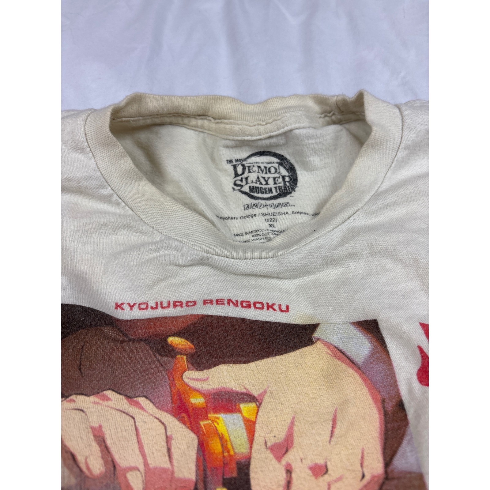 Demon Slayer Mugen Train Kyojuro Rengoku Graphic Tee Cream Mens XL Anime Shirt gallery
