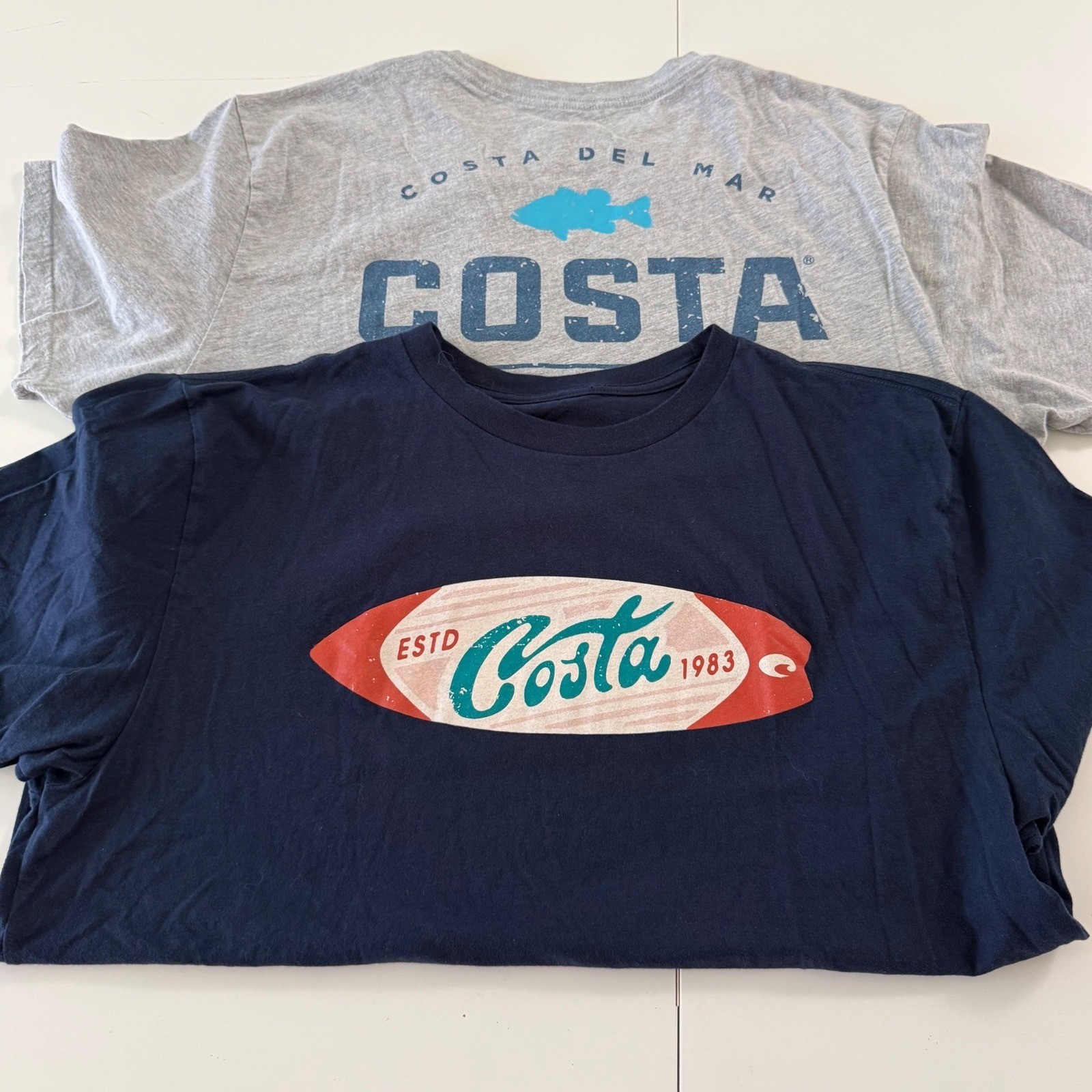 Costa Del Mar Men's XL Graphic T-Shirt 2 Pack Bundle Gray Navy Fishing Surf gallery