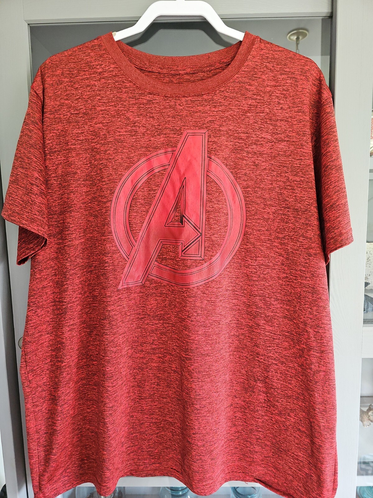 Marvel Avengers Logo Emblem Red Licensed Polyster/Activewear shirt. 2XL