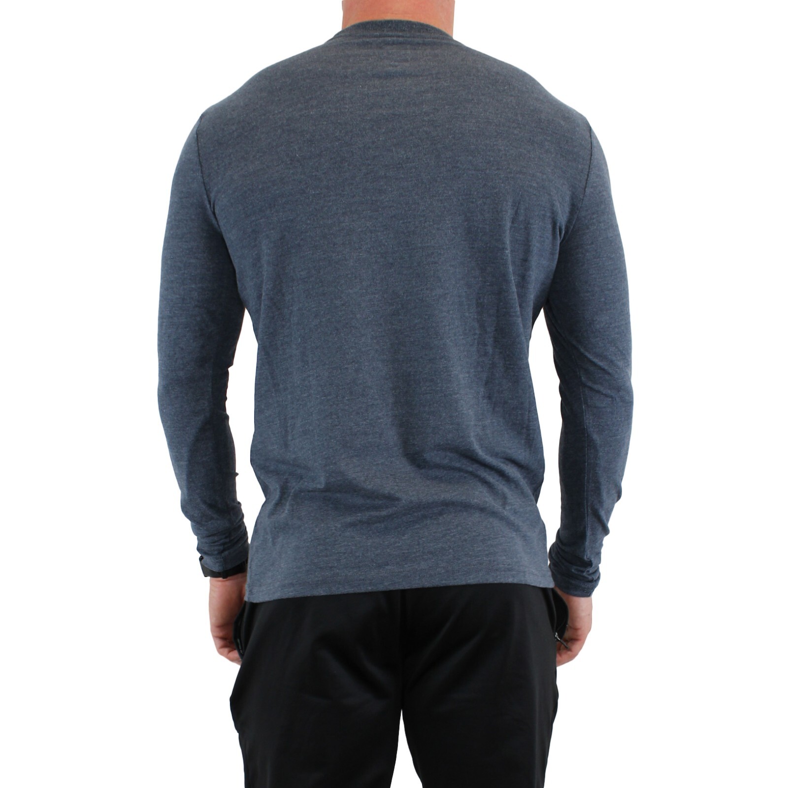 True Classic Men's Shirt, Long Sleeve Classic Ribbed Crew Neck, MSRP $35 gallery