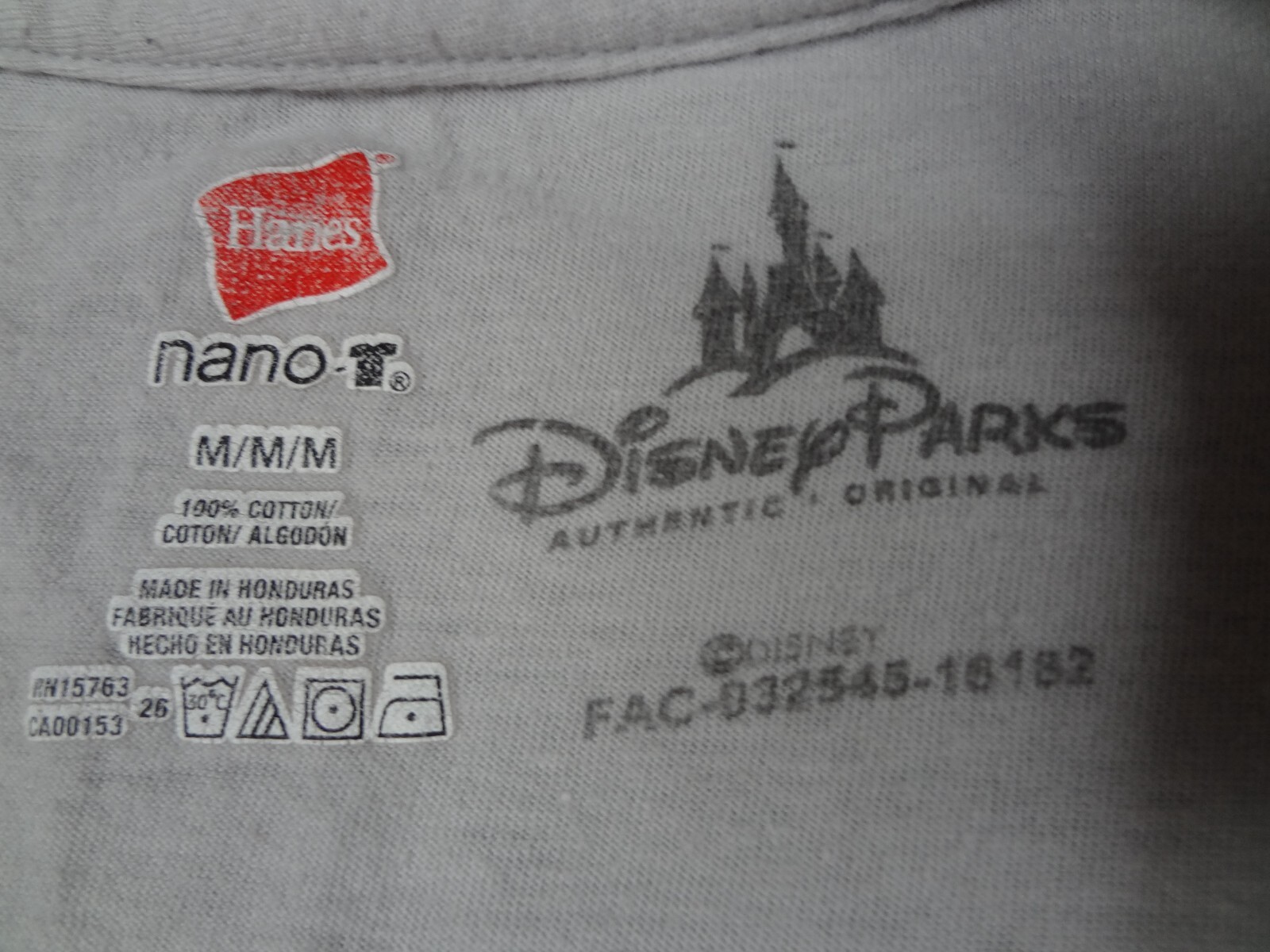 DISNEY PARKS HOCUS POCUS VILLAIN SPELLTACULAR 2016 MEDIUM GRAY T-SHIRT H1929 gallery