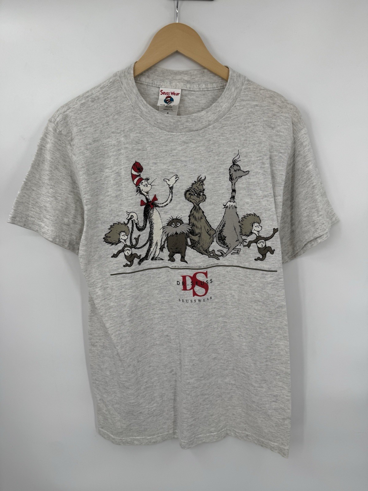 Vintage 90s Dr Seuss T-Shirt Seuss Wear Lorax The Grinch Size Medium USA Made gallery