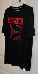 REEBOK MEN’S GRAPHIC NAVY BLUE (SS) POLYESTER/SPANDEX CREW NECK T. SHIRT~NICE!