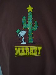 Market Peanuts desert Star T-shrt Size Small / Slightly Oversized
