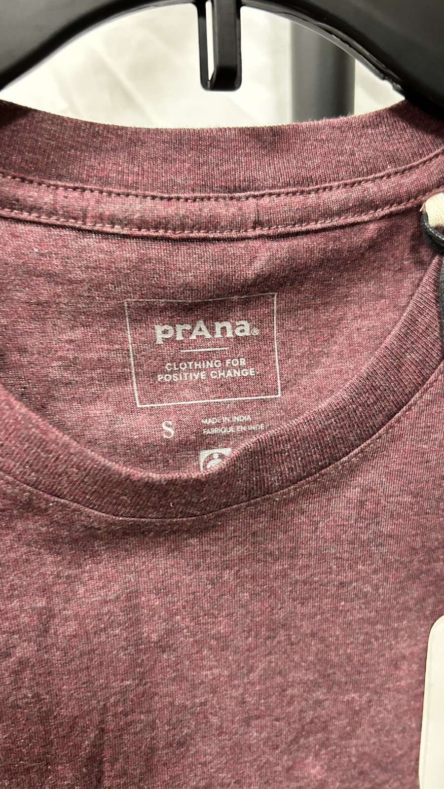NEW Prana Men’s Fig Heather Red Crew Neck Short Sleeve T Shirt Tee Top Size S gallery