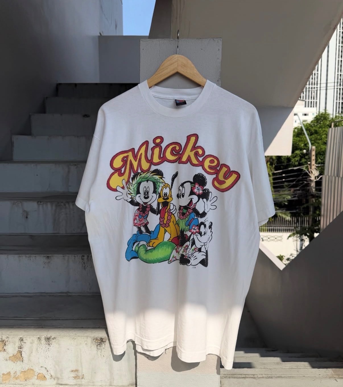 Vintage 90s T-shirt Disney Mickey Mouse and Minnie Mouse XL