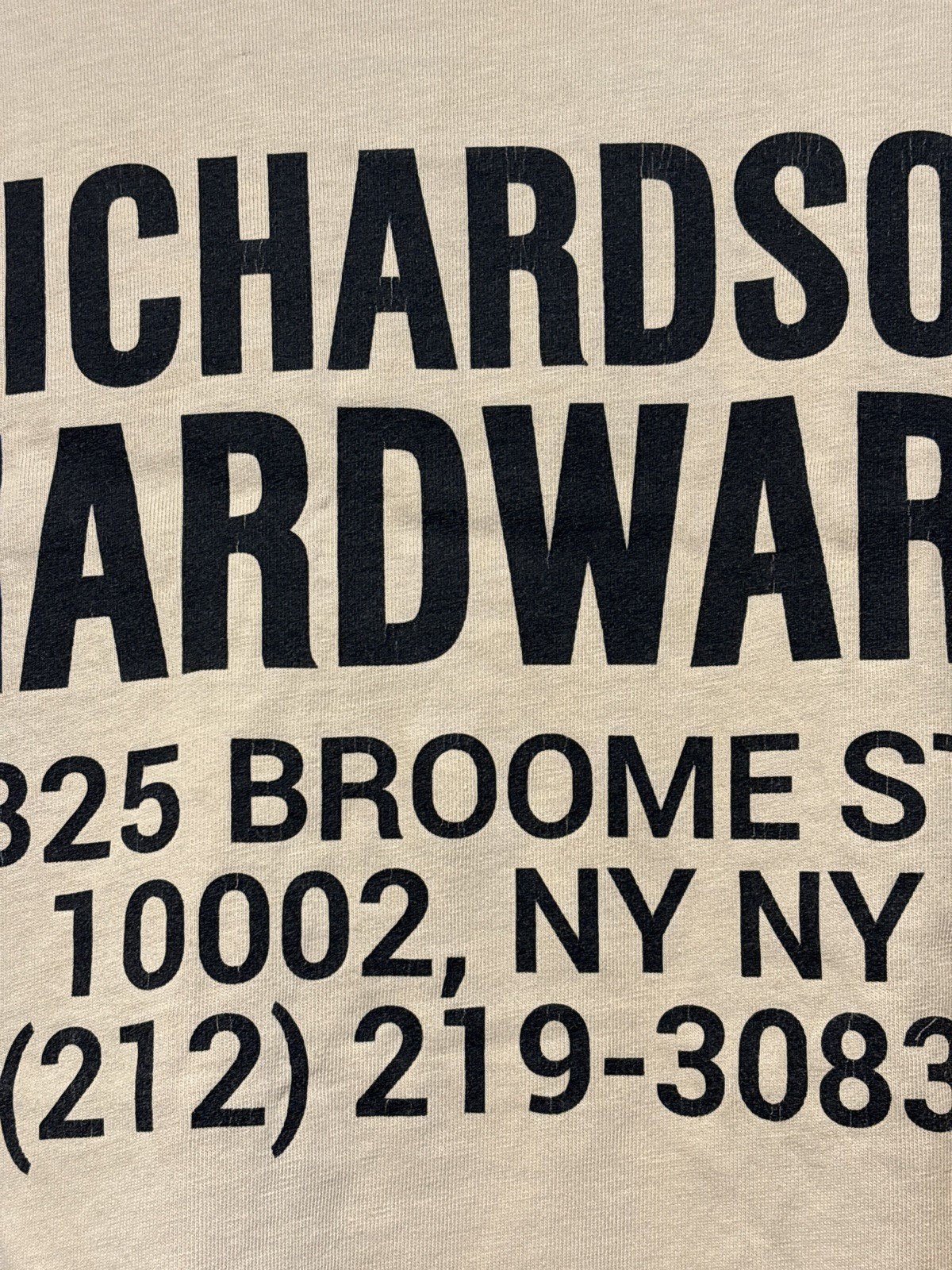 Richardson Hardware Chinatown Tan T-Shirt Large Used Flaw gallery