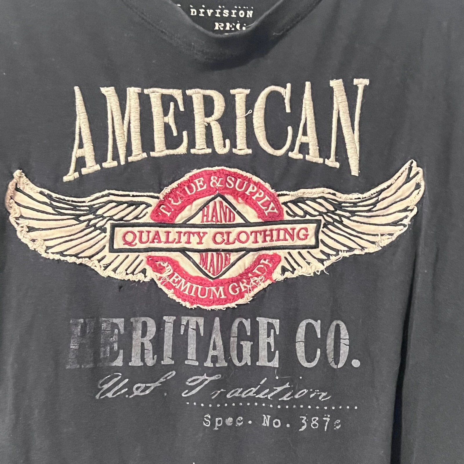 Old Navy Mens T-Shirt Size XL Black Faded Embossed American Heritage Co. gallery
