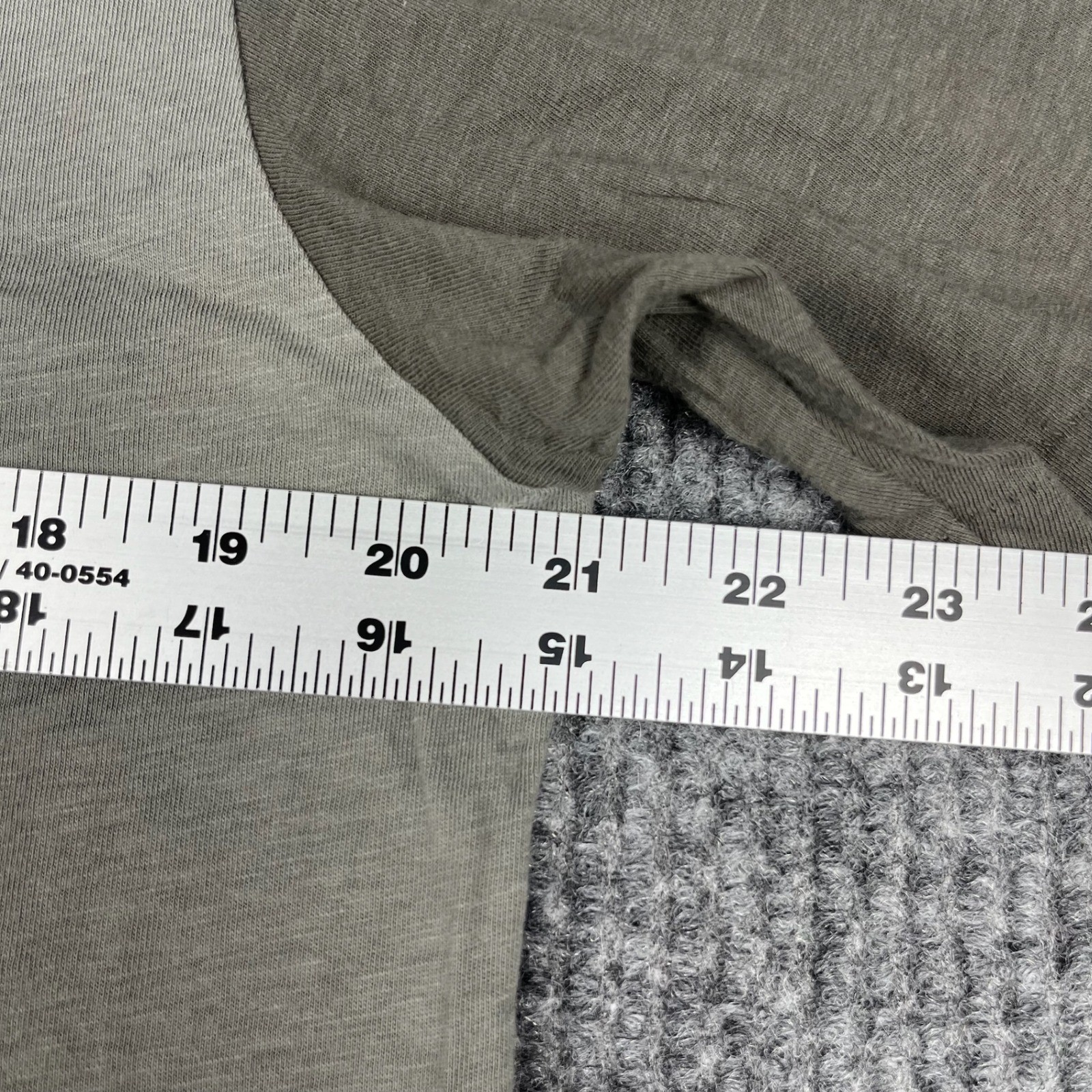 Rag & Bone T-Shirt Mens M 2 Tone Olive Peruvian Cotton Short Sleeve Crew Neck gallery