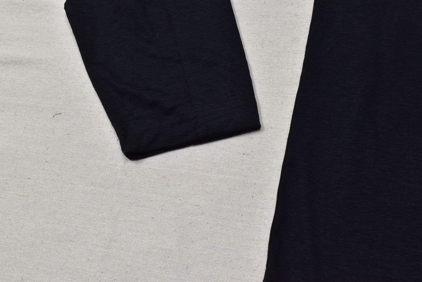 Perry Ellis Shirt Mens XL Black Long Sleeve Crew Neck Principles Tee New gallery