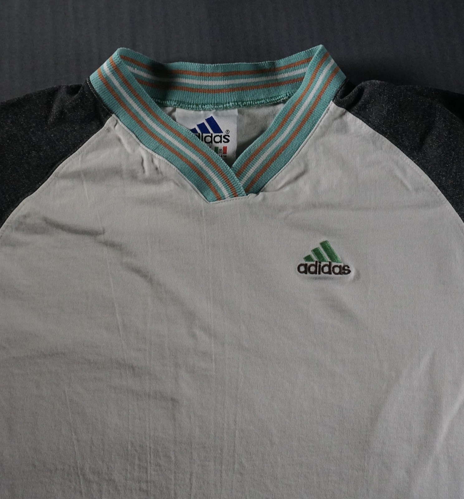 Adidas Shirt Mens Medium Gray Colorblock V Neck Raglan Striped Collar Tee