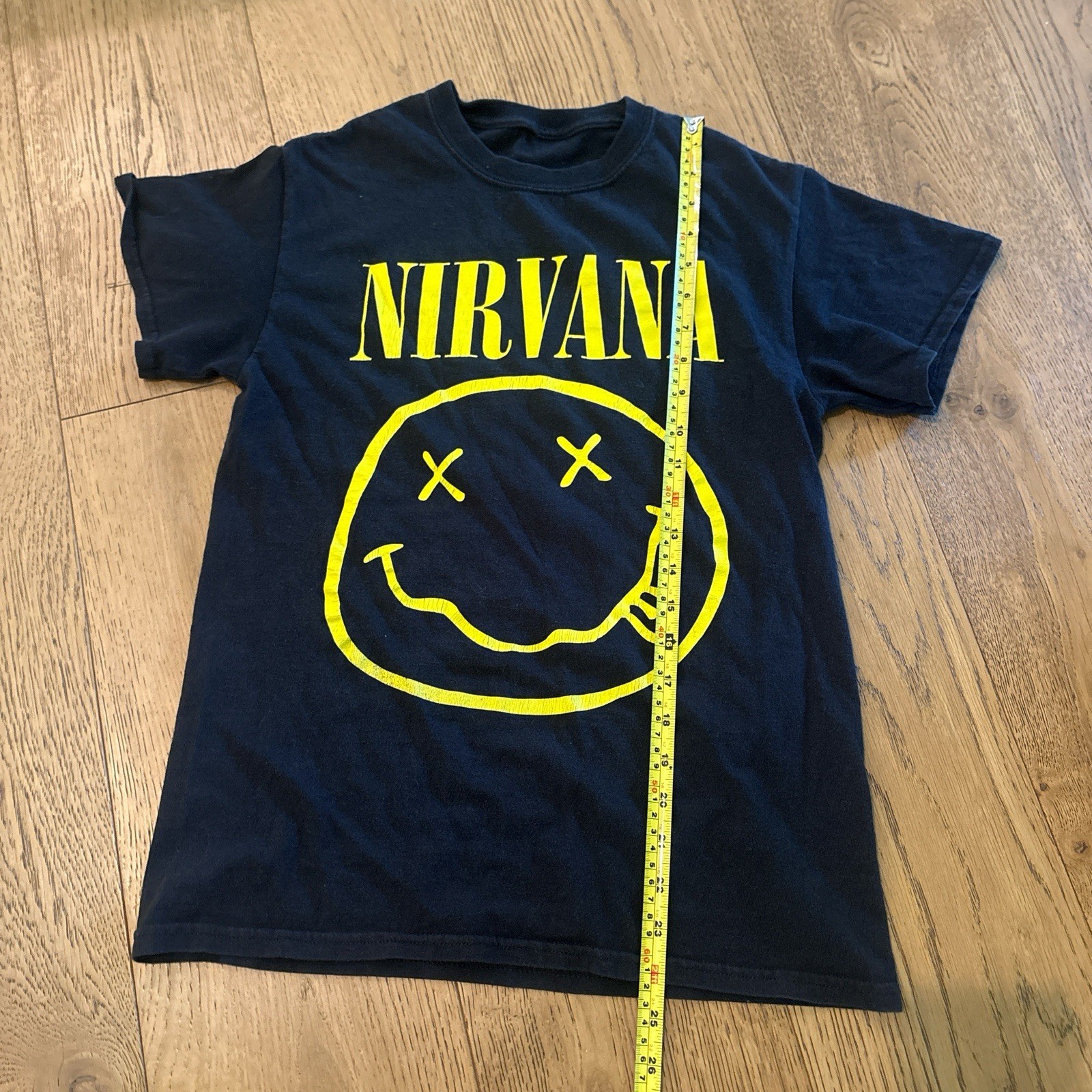 Nirvana Smiley Face Kurt Cobain Grunge 90's Black T-Shirt Size - see measurement gallery