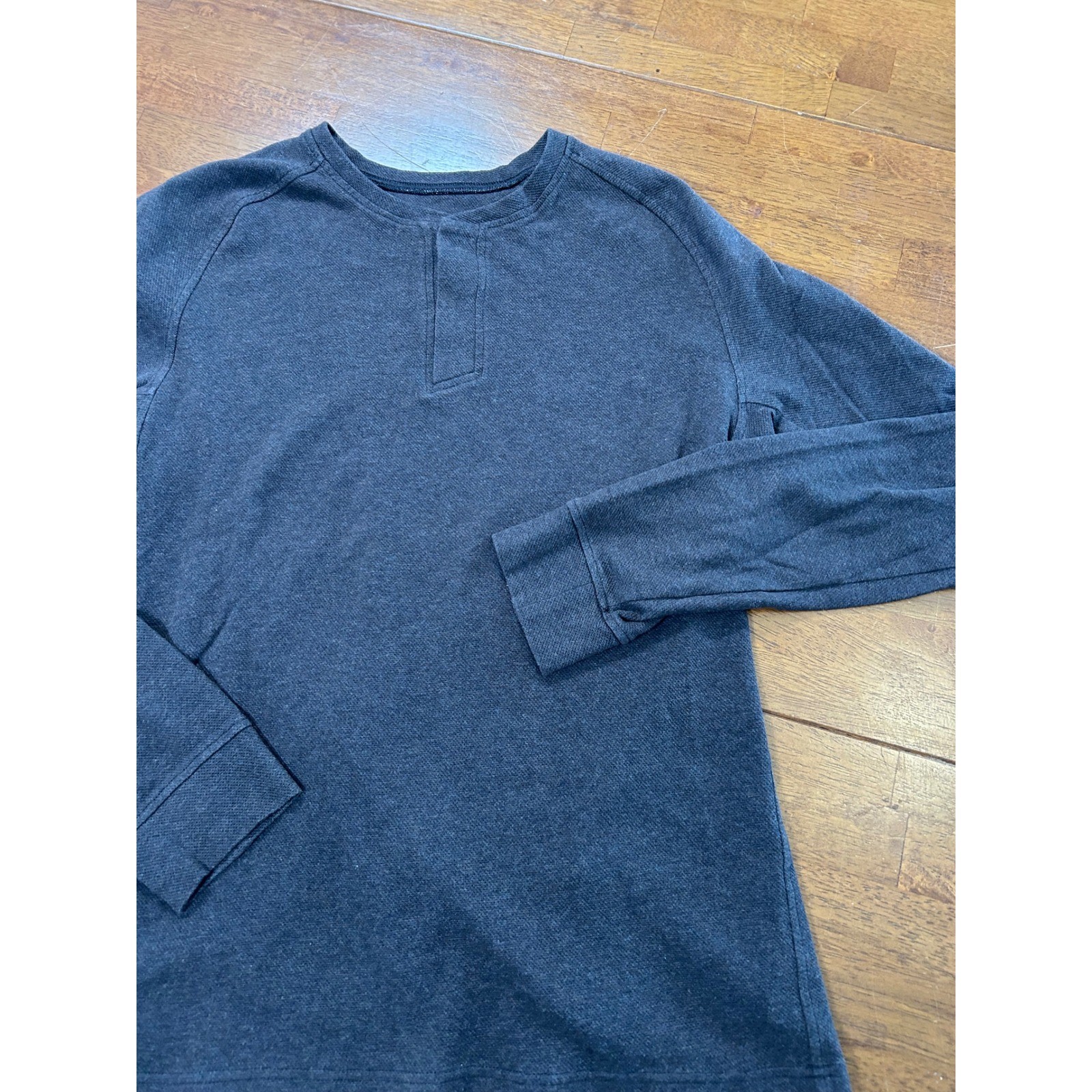 Arc'teryx Henley Shirt Mens Medium Brown Long Sleeve Textured Knit Pullover gallery