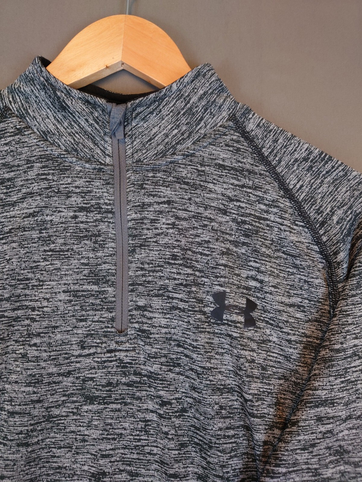 Under Armour 1/4 Quarter Zip Lightweight Long Sleeve Shirt Men's Medium Loose gallery