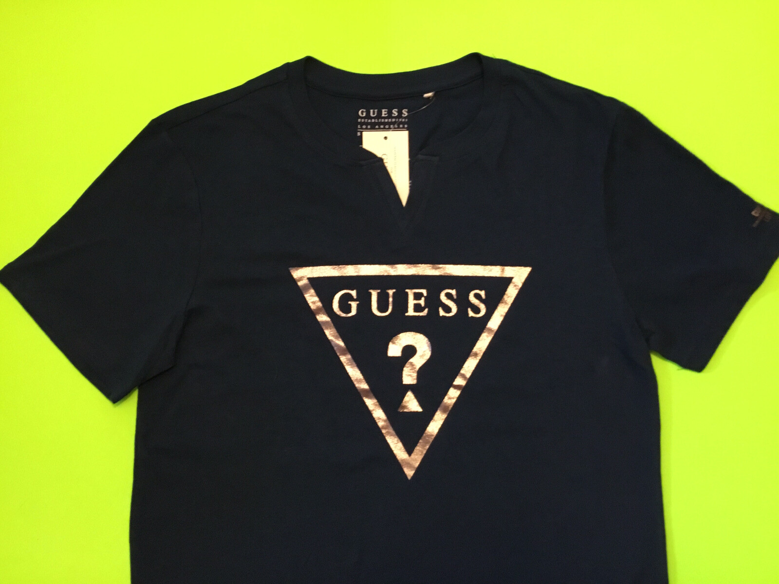 GUESS Los Angeles Men’s Short Sleeve T-Shirt Size LARGE Blue w/Silver Cotton NEW gallery