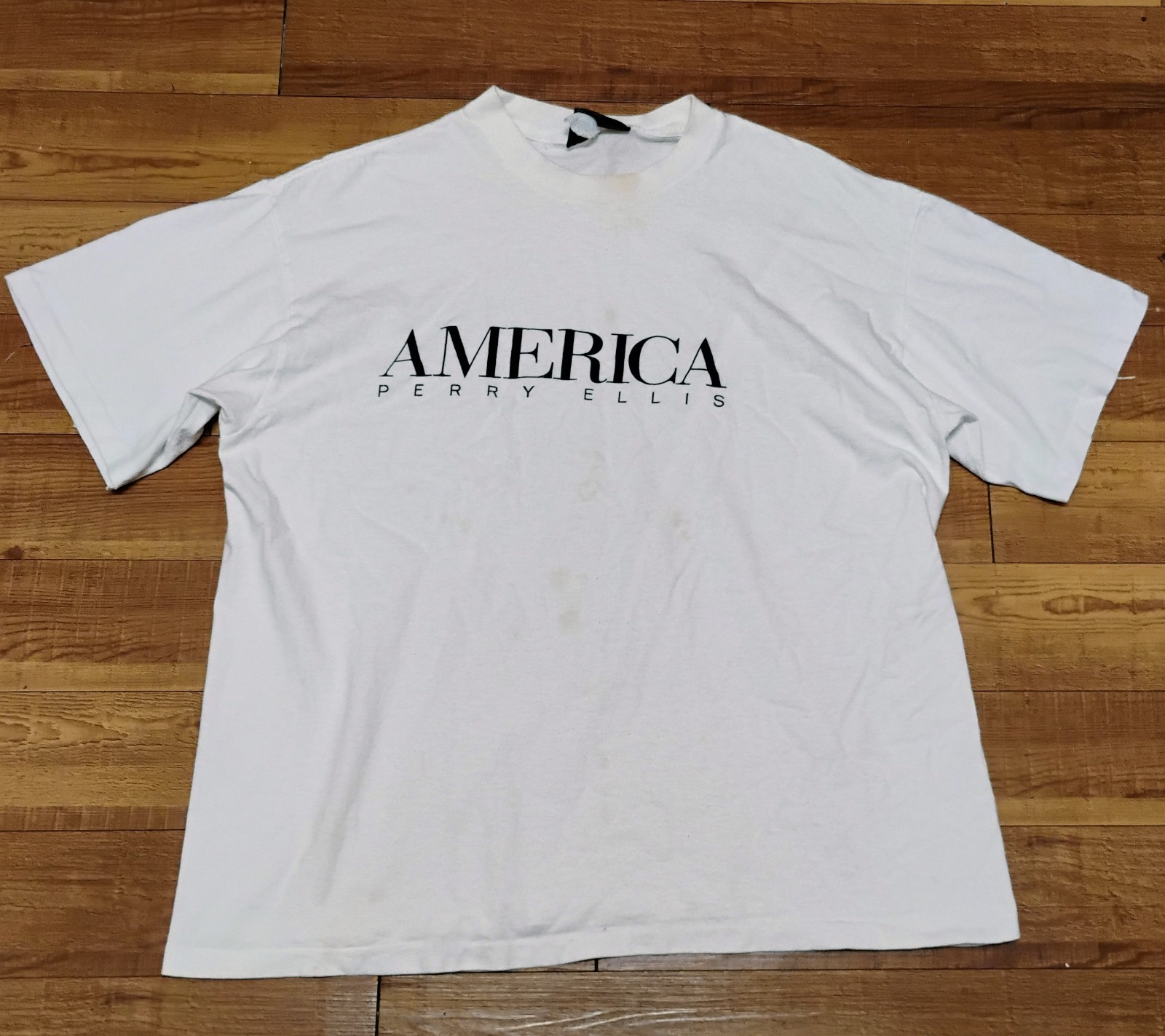 Vintage Perry Ellis America T-shirt OSFA *Stained