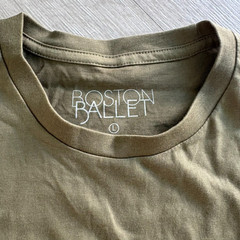NWT Boston Ballet Olive Green Mouse King Nutcracker Graphic T-Shirt Size L