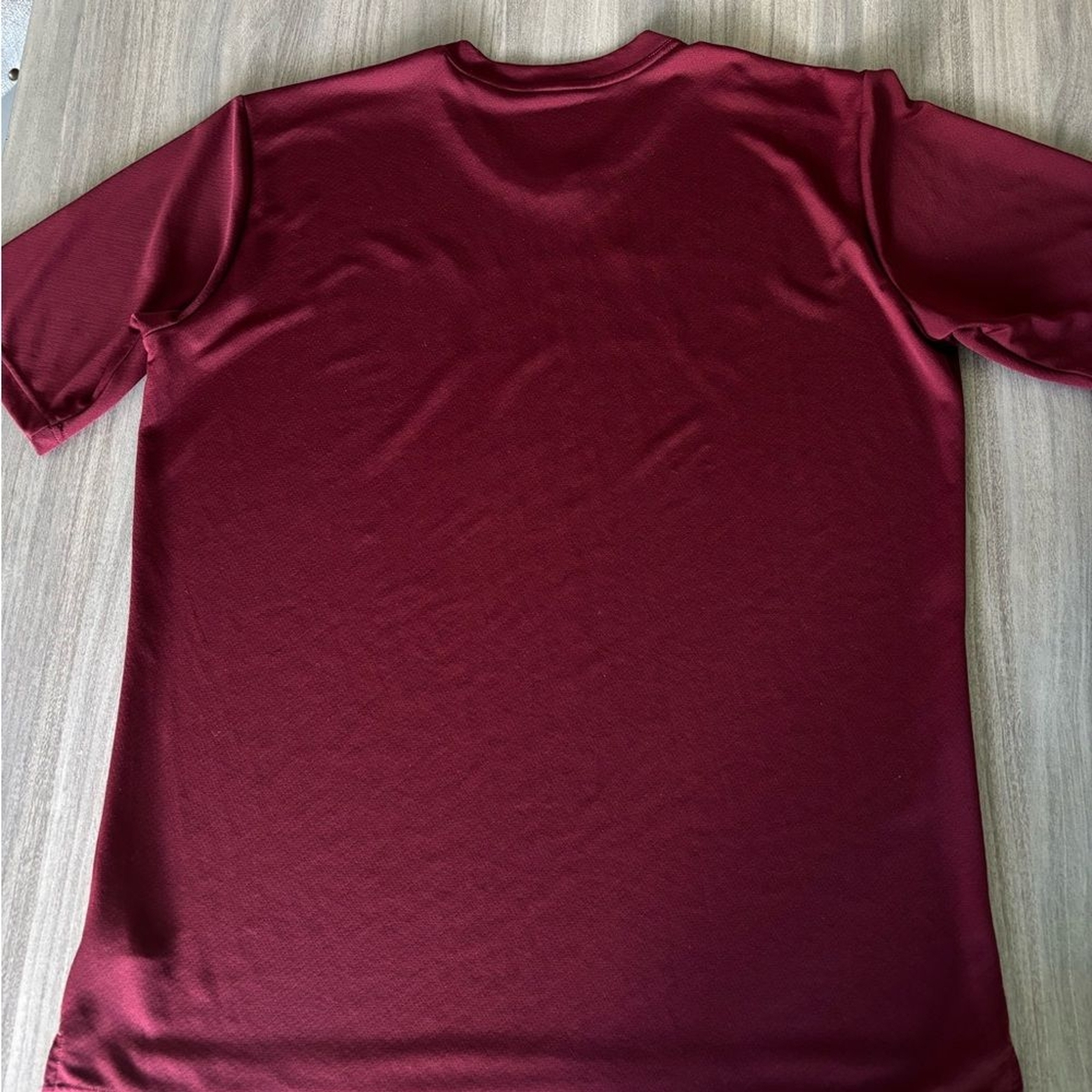 Pearl Izumi Men's Maroon Shirt gallery