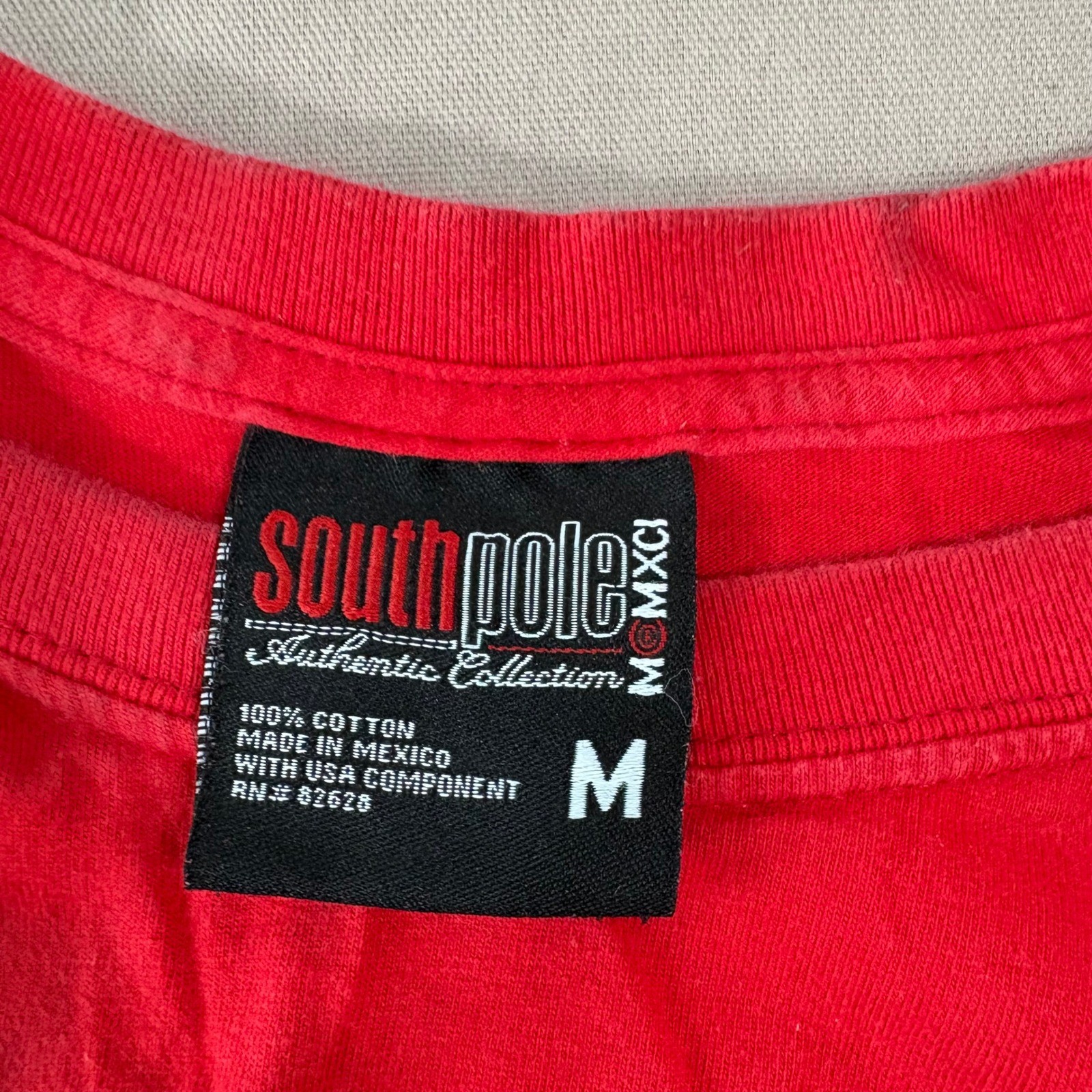 Southpole T-Shirt Men Medium Red Classic Authentic Collection Graphic Streetwear gallery